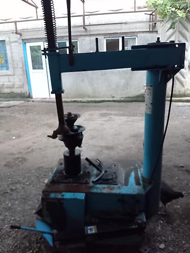ucuz kamazlar: Zavod COATS Dealer Equipment təkər sökən aparat satılır. İşlək — 3