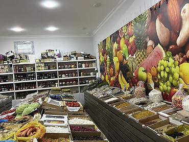 Aksesuarlar üçün vitrinlər: 4 Soyuducu 1 Kondisoner 8 Kamera Mebel vitrinler Kassa Aparatı ve — 5