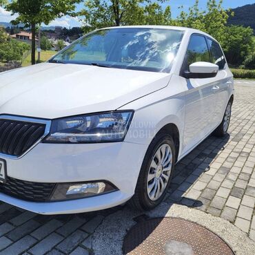 farmerke na lastrez: Skoda Fabia: 1 l | 2018 г. | 216472 km. Hečbek