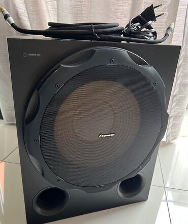 Микрофоны: Новый Pioneer Колонка, Тип - Сабвуфер, цвет - Черный