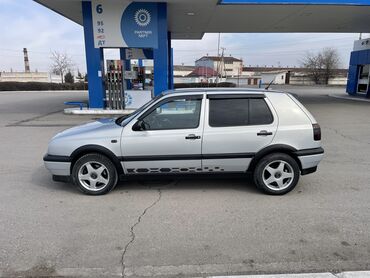 Volkswagen: Volkswagen Golf: 1996 г., 2 л, Механика, Бензин, Хэтчбэк