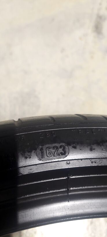 Təkərlər: İşlənmiş Şin Pirelli 255 / 35 / R 21 — 10