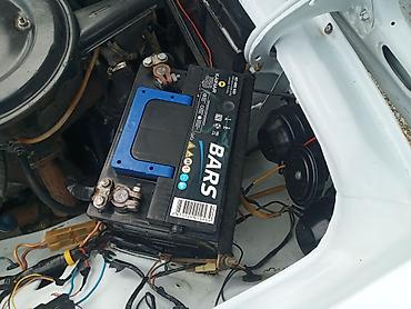 VAZ (LADA): Model: VAZ 2106 (klassik “altılı”) Kuzov rəngi: ağ Kuzov: sedan, xrom — 10