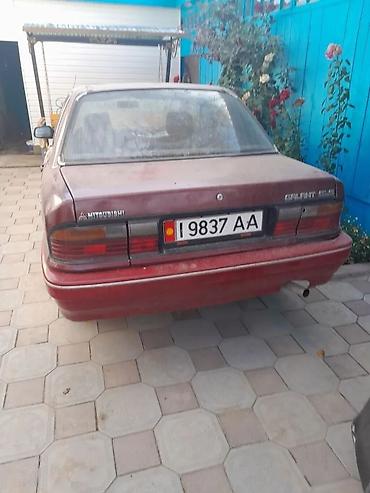 smart open: Mitsubishi Galant: 1990 г., 2 л, Механика, Бензин, Седан — 1