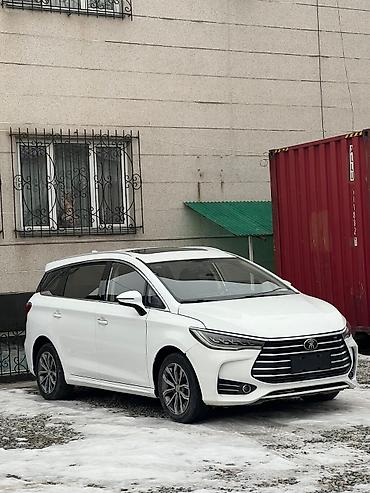 BYD: BYD Song Max: 2020 г., 1.5 л, Автомат, Бензин, Минивэн — 3