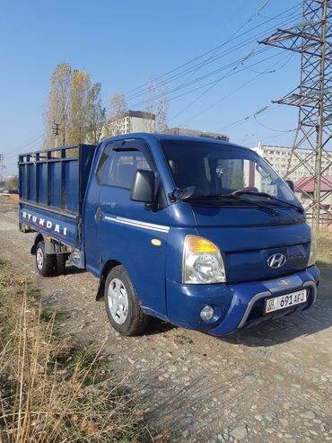 Легкий грузовой транспорт: Легкий грузовик, Hyundai, Стандарт, Б/у