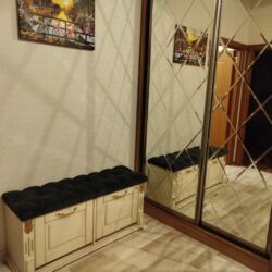 Uzunmüddətli kirayə mənzillər: 2 otaqlı tam əşyalı Kirayə ev verilir.Ev Qara Qarayev tərəfdədir.2 ci — 19