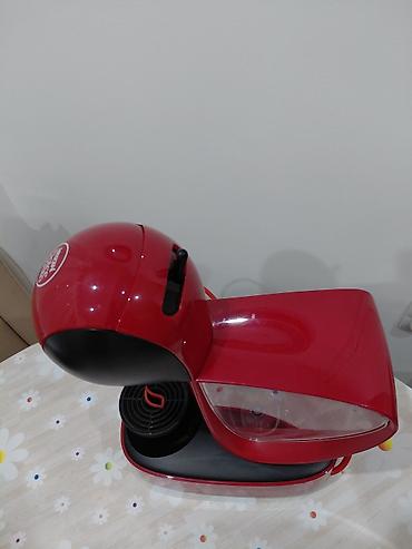 boki igrice: Dolce Gusto aparat prelepe crvene boje u odlicnom stanju . Uredjaj — 4