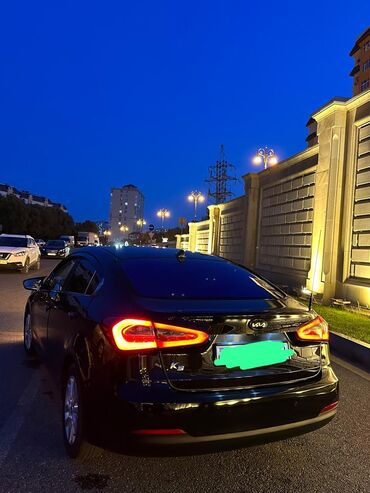 фольксваген поло 1: ❇️ kia 2015 1.6 dizel 
Qiymət 18500 azn Kod:2237 xuru&zeze