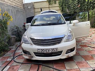nissan tiida: Nissan Tiida: 1.5 l | 2011 il Hetçbek — 1