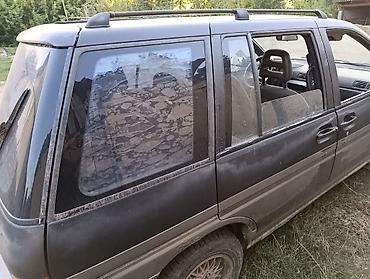 byd t5: Nissan Prairie: 1992 г., 2 л, Механика, Бензин, Минивэн — 3