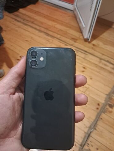 Apple iPhone: IPhone 11, 64 GB, Qara, Face ID — 7