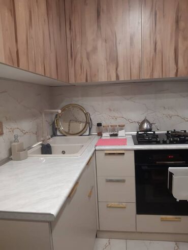 Uzunmüddətli kirayə mənzillər: Mənzil kirayı verilir. 2 otaq 5.1 mərtəbə. Metro İnşaatçılar. Ailəyə -da lalafo.az — 7 Uzunmüddətli kirayə mənzillər: Mənzil kirayı verilir. 2 otaq 5.1 mərtəbə. Metro İnşaatçılar. Ailəyə — 7