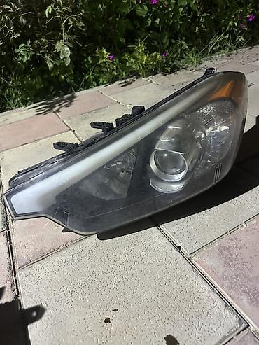 stop temiri: Məhsul: Avtomobil ön faraları komplekt (sol + sağ) Uyğunluq: Toyota — 3