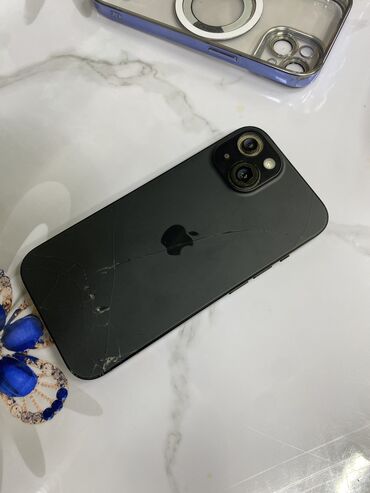 Apple iPhone: IPhone 15, Б/у, 128 ГБ, Natural Titanium, Защитное стекло, Чехол, 87 %