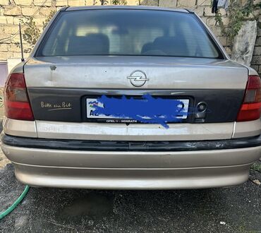 maşin 07: Opel Vectra: 1.6 l | 1997 il 380000 km Sedan