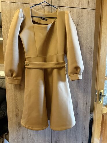 Ziyafət donları: Ziyafət donları – 2 model 1) Yaşıl-qara maxi don - Parıltılı yaşıl — 18