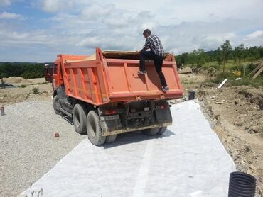 Другие строительные растворы: Отсев щебень смесь песок. продаем: мытый отсев для стяжки бетонная
