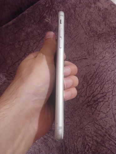 iphone 5s чехлы: IPhone 6, < 16 ГБ, Серебристый