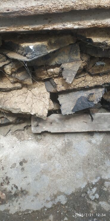 dam örtüklərinin qiyməti: Damdan cixma qir satilir 15kv cox ucuz qiymete unvan elmler met yani