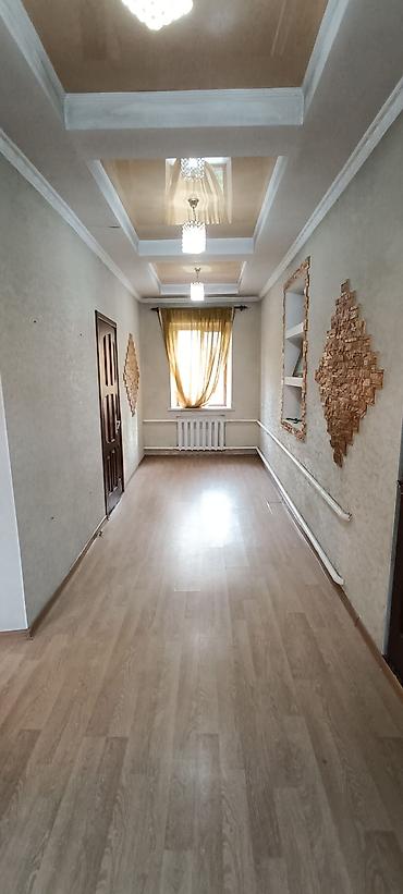 Продажа коттеджей и домов: 📌АДРЕС: Срочно продается большой дом с большим участкам в районе Баят — 1