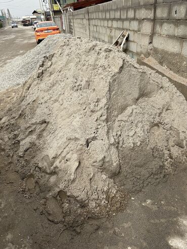 песко строй: Продаю отцев, песок, щебень,цемент