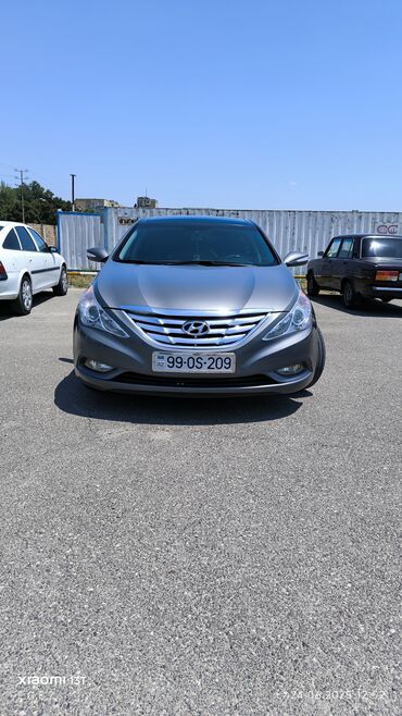 Hyundai Sonata: 2 l | 2012 il Sedan