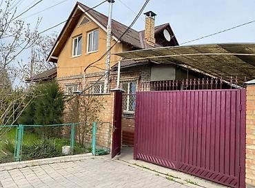 Sale of cottages and houses: 🚀продается дом 2этажный дом 🚀Уникальный Дом в Центре Бишкека — — 19