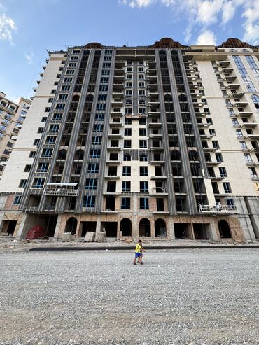 мамбетова 1 восток 5: 1 комната, 63 м², Элитка, 4 этаж, ПСО (под самоотделку)