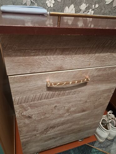 работа пасудамойщица: Кухоная мойка