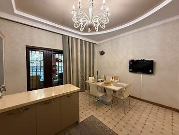 Продажа коттеджей и домов: 6 комнат, 235 м², 7 соток, Бишкек, Кок-Жар мкр Агентство недвижимости — 8