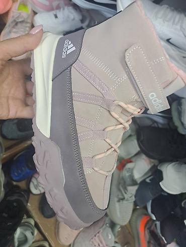 dona obuca beograd: Adidas zimske patike/cipele za decu – visoki model - Dizajn: visoka — 1