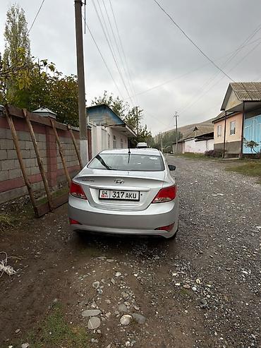 Продажа авто: Hyundai Accent: 2016 г., 1.4 л, Механика, Бензин, Седан — 4