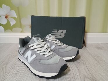 зимние термо кроссовки мужские: Мужские кроссовки, 41.5, New Balance, Новый, цвет - Серый, Самовывоз, Бесплатная доставка, Платная доставка