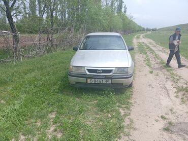 ош опел зафира: Opel Vectra: 1990 г., 2 л, Механика, Бензин, Седан
