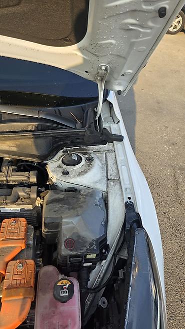 Mazda: Mazda 626: 2002 г., Седан — 8