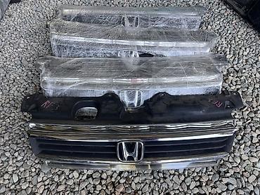 бампер срв: Накладка на бампер Honda, Б/у, Оригинал — 2