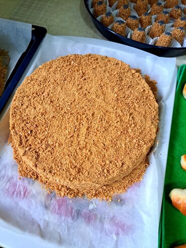 Выпечка, хлебобулочные изделия: Ароматные домашние булочки, приготовленные из мягкого теста, с нежной — 9