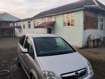 Opel: Opel Meriva: 1.3 l | 2006 il 335000 km Van/Minivan — 1