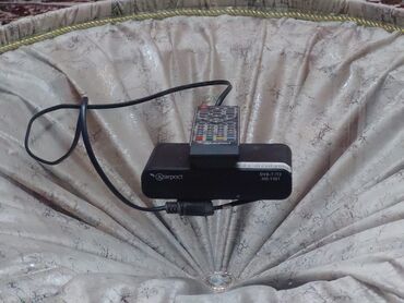 işlənmiş kamera: Yerli kanallara baxmaq üçün aparat . çox az istifadə olunub yeni