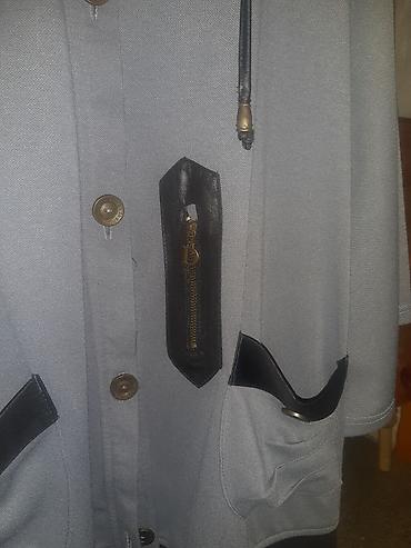 Демисезонные куртки: Женская кофта, накидка-разлетайка размер 56,58. Состояние отличное at lalafo.kg — 12 Демисезонные куртки: Женская кофта, накидка-разлетайка размер 56,58. Состояние отличное — 12