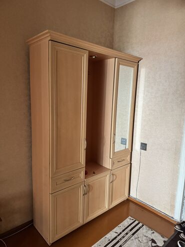 qız ucun ekran şəkilləri: İşlənmiş, Açılan, 4 qapılı Düz dolab, Dəhliz dolabı lalafo.az -da qız ucun ekran şəkilləri: İşlənmiş, Açılan, 4 qapılı Düz dolab, Dəhliz dolabı