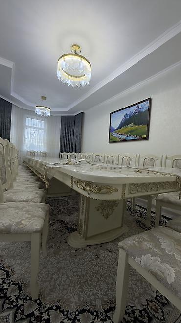 где можно купить большой подарочный пакет: Продаем Стол и стулья Почти новый Размер: длина стола 4,5 ширина 1,2 — 5