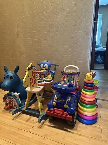 Игрушки: Продам игрушки б/у за все 2000 в нормальном состоянии — 1