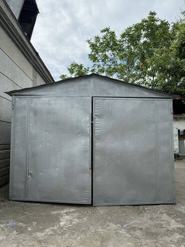 старый гараж: 5 м², Металлический | Разборной