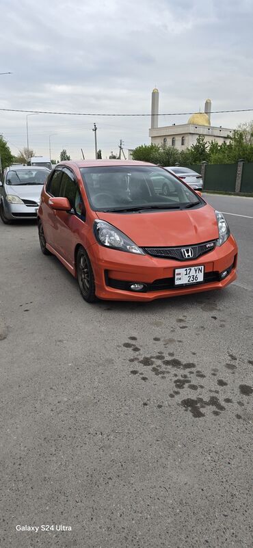 нонда хрв: Honda Fit: 2011 г., 1.5 л, Автомат, Бензин, Универсал