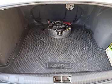 Opel: Opel Astra: 2011 г., 1.8 л, Автомат, Газ, Седан — 9