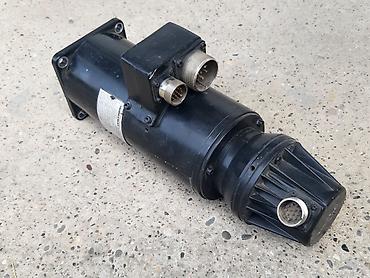 Elektromotori: Servo motor MAC 063 sa enkoderom i kocnicom, za CNC, step motor — 6
