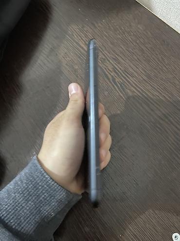 Apple iPhone: IPhone Xr, Б/у, 128 ГБ, Черный, 100 % — 3