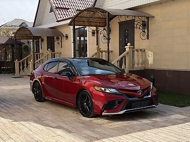 таёта авенис: Toyota Camry: 2021 г., 2.5 л, Автомат, Бензин, Седан — 2